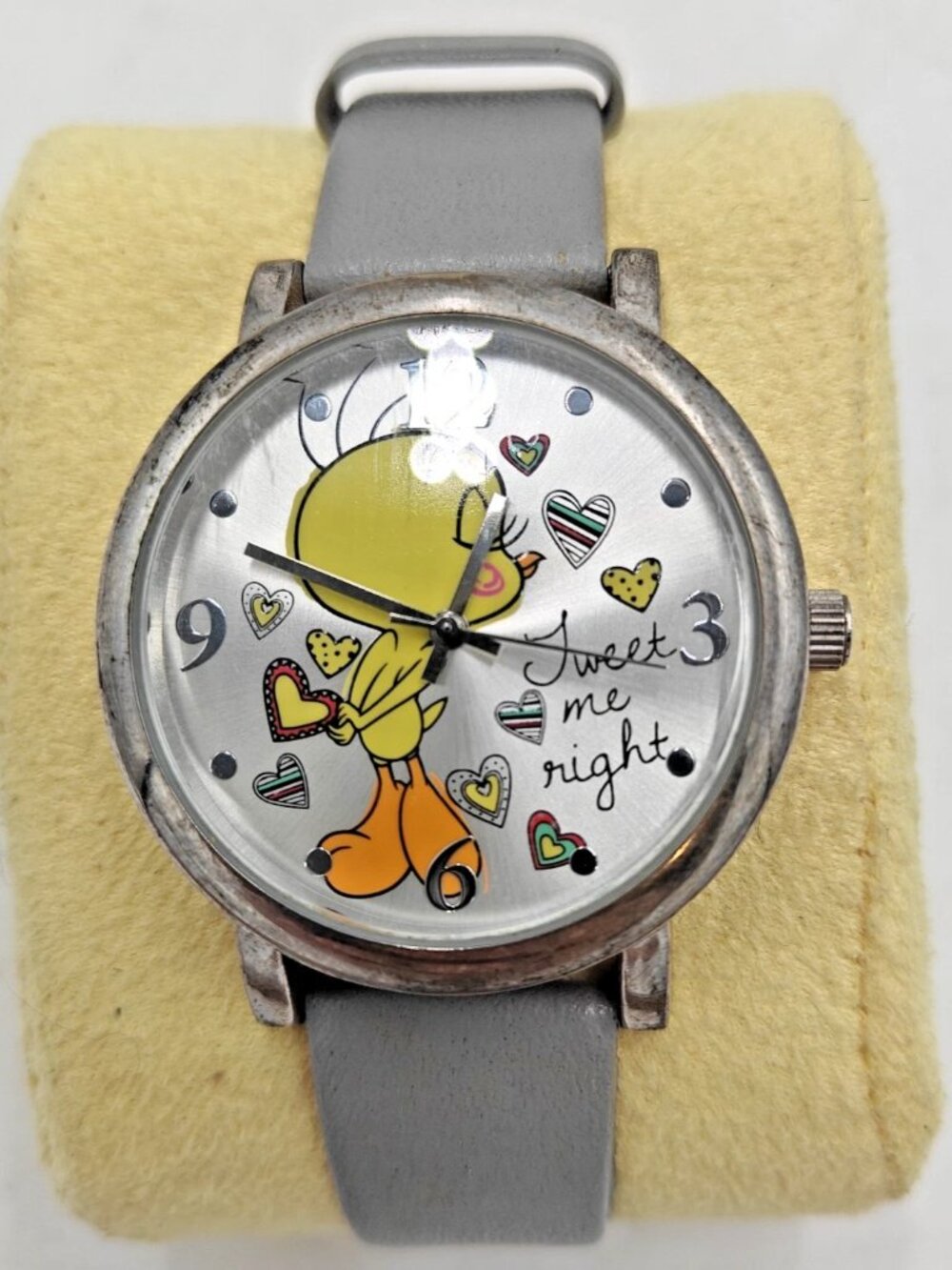 Armitron Tweety Bird Watch Unisex 39mm Tweet Me Right Leather Band NEW BATTERY